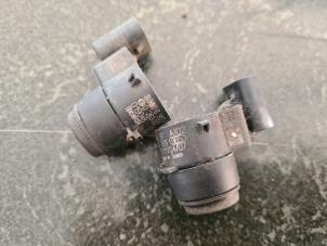 Gebruikte Parkeersensor set BMW 3 serie (E90) 318d 16V Prijs € 105,00 Margeregeling aangeboden door van de Bunte Teuge B.V.