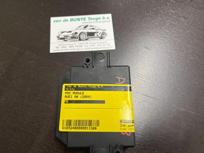Gebruikte Module PDC Audi A8 (D3) 3.0 TDI V6 24V Quattro Prijs € 52,50 Margeregeling aangeboden door van de Bunte Teuge B.V.