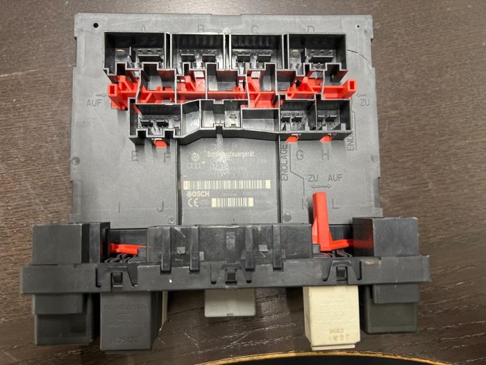 Gebruikte Computer Body Control Volkswagen Touran (1T1/T2) 1.9 TDI 105 Euro 3 Prijs € 31,50 Margeregeling aangeboden door van de Bunte Teuge B.V.