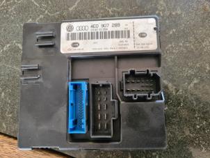 Gebruikte Module Bodycontrol Audi A8 (D3) 3.0 TDI V6 24V Quattro Prijs € 42,00 Margeregeling aangeboden door van de Bunte Teuge B.V.