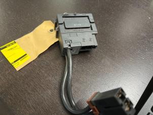 Gebruikte Stuurbekrachtiging Computer Mazda RX-8 (SE17) 1.3 Renesis Prijs € 78,75 Margeregeling aangeboden door van de Bunte Teuge B.V.