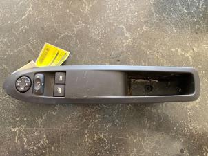 Gebruikte Elektrisch Raam Schakelaar Citroen DS 4/DS 4 Crossback (NX) Prijs € 35,00 Margeregeling aangeboden door van de Bunte Teuge B.V.