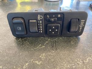 Gebruikte Schakelaar Spiegel Mitsubishi Carisma Prijs € 21,00 Margeregeling aangeboden door van de Bunte Teuge B.V.