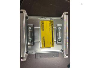 Gebruikte Radio versterker Volkswagen Scirocco (137/13AD) 1.4 TSI 160 16V Prijs € 183,75 Margeregeling aangeboden door van de Bunte Teuge B.V.