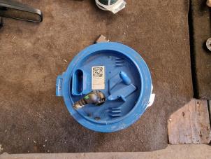 Gebruikte Tank element Pomp Volkswagen T-Roc I 1.5 TSI Evo BMT 16V Prijs € 52,50 Margeregeling aangeboden door van de Bunte Teuge B.V.