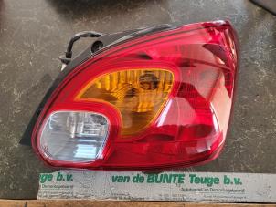 Gebruikte Achterlicht rechts Mitsubishi Space Star (A0) 1.0 12V Prijs € 52,50 Margeregeling aangeboden door van de Bunte Teuge B.V.