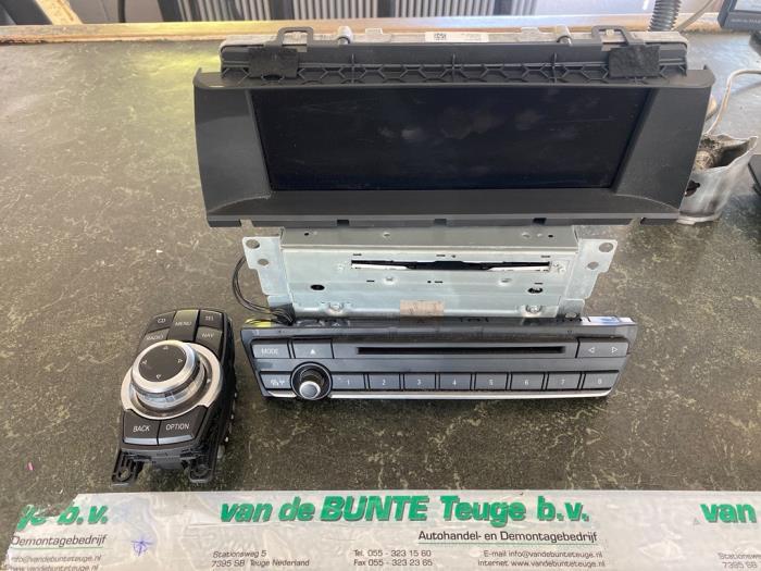 Navigatie Set van een BMW X3 (F25) xDrive20d 16V 2012