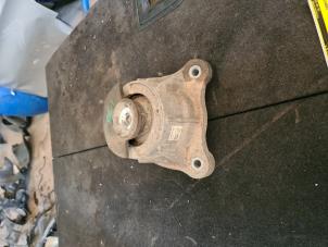 Gebruikte Motorsteun Mercedes V (447.8) 2.1 220 CDI, 220 d 16V Prijs € 26,25 Margeregeling aangeboden door van de Bunte Teuge B.V.