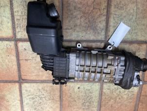 Gebruikte Luchtcompressor tbv. Turbo Volkswagen Scirocco (137/13AD) 1.4 TSI 160 16V Prijs € 288,75 Margeregeling aangeboden door van de Bunte Teuge B.V.