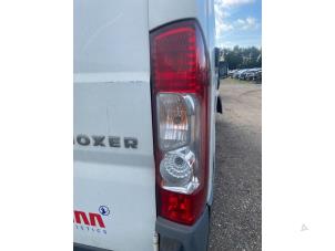 Gebruikte Achterlicht rechts Peugeot Boxer (U9) 2.2 HDi 100 Euro 4 Prijs € 52,50 Margeregeling aangeboden door van de Bunte Teuge B.V.