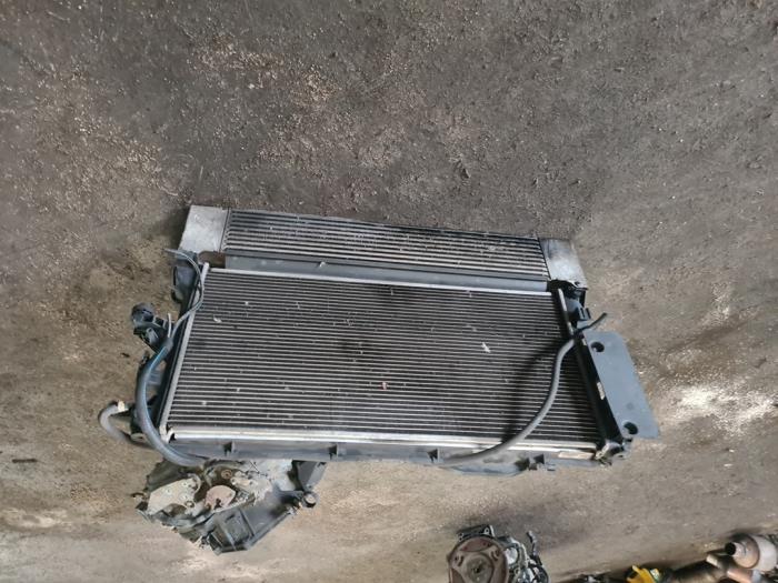 Gebruikte Radiateur Peugeot Boxer (U9) 2.2 HDi 100 Euro 4 Prijs € 157,50 Margeregeling aangeboden door van de Bunte Teuge B.V.