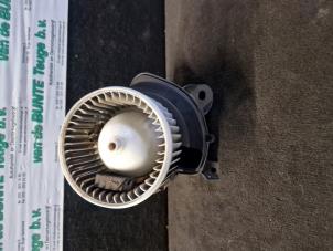 Gebruikte Kachel Ventilatiemotor Opel Corsa D 1.2 16V Prijs € 52,50 Margeregeling aangeboden door van de Bunte Teuge B.V.