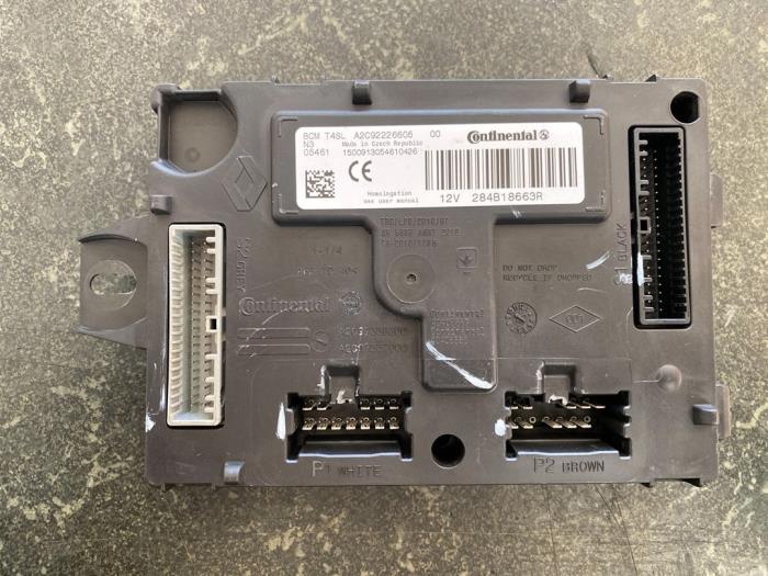 Gebruikte Bodycontrol Module Renault Clio IV (5R) 1.5 dCi 90 FAP Prijs € 103,95 Margeregeling aangeboden door van de Bunte Teuge B.V.
