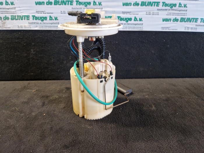 Gebruikte Tank element Pomp Alfa Romeo MiTo (955) 1.4 16V Prijs € 36,75 Margeregeling aangeboden door van de Bunte Teuge B.V.