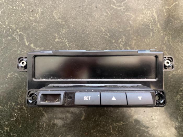 Gebruikte Display Interieur Kia Pro cee'd (EDB3) 1.4 CVVT 16V Prijs € 36,75 Margeregeling aangeboden door van de Bunte Teuge B.V.