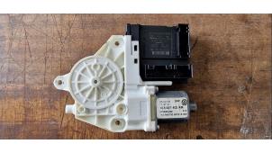 Gebruikte Motor portierruit Volkswagen Golf V Variant (1K5) 1.4 TSI 122 16V Prijs € 52,50 Margeregeling aangeboden door van de Bunte Teuge B.V.