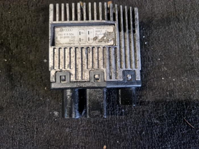 Gebruikte Computer Airco Volkswagen Transporter T5 2.5 TDi Prijs € 52,50 Margeregeling aangeboden door van de Bunte Teuge B.V.