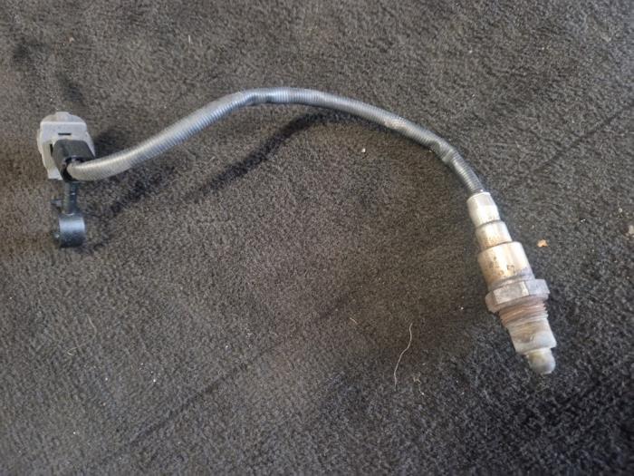 Gebruikte Lambda Sonde Mercedes B (W246/W242) 1.6 B-180 BlueEFFICIENCY Turbo 16V Prijs € 26,25 Margeregeling aangeboden door van de Bunte Teuge B.V.