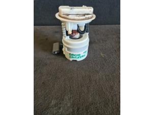 Gebruikte Tank element Pomp Dacia Sandero I (BS) 1.4 Prijs € 52,50 Margeregeling aangeboden door van de Bunte Teuge B.V.