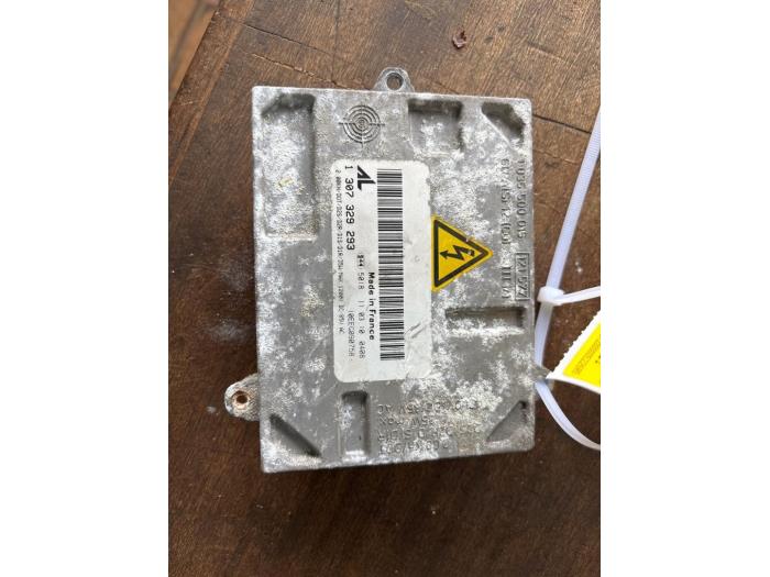 Gebruikte Xenon module Fiat 500C (312) 1.2 69 Prijs € 78,75 Margeregeling aangeboden door van de Bunte Teuge B.V.