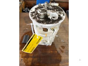 Gebruikte Benzinepomp Kia Picanto (TA) 1.2 16V Prijs € 52,50 Margeregeling aangeboden door van de Bunte Teuge B.V.