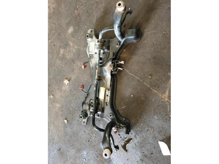 Gebruikte Subframe Ford Kuga I 2.0 TDCi 16V 4x4 Prijs op aanvraag aangeboden door van de Bunte Teuge B.V.