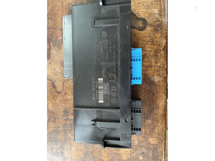 Gebruikte Bodycontrol Module BMW 1 serie (E87/87N) 118i 16V Prijs € 52,50 Margeregeling aangeboden door van de Bunte Teuge B.V.