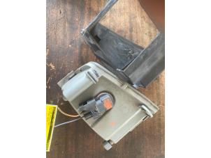 Gebruikte Mistlamp rechts-voor Ford B-Max (JK8) 1.0 EcoBoost 12V 125 Prijs € 26,25 Margeregeling aangeboden door van de Bunte Teuge B.V.