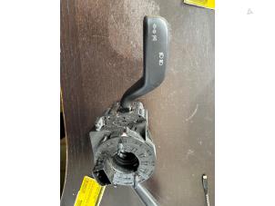 Gebruikte Combischakelaar Stuurkolom Seat Ibiza IV SC (6J1) 1.4 16V Prijs € 52,50 Margeregeling aangeboden door van de Bunte Teuge B.V.