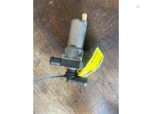 Gebruikte Waterpomp BMW 1 serie (E87/87N) 116i 1.6 16V Prijs € 52,50 Margeregeling aangeboden door van de Bunte Teuge B.V.