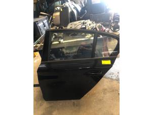 Gebruikte Deur 4Deurs links-achter BMW 1 serie (E87/87N) 116d 16V Prijs € 157,50 Margeregeling aangeboden door van de Bunte Teuge B.V.