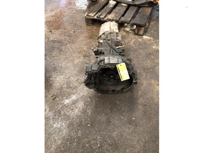 Gebruikte Versnellingsbak Audi A4 (B7) 2.0 TDI 16V Prijs € 262,50 Margeregeling aangeboden door van de Bunte Teuge B.V.