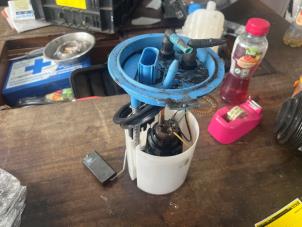 Gebruikte Benzinepomp Seat Leon (1P1) 1.4 TSI 16V Prijs € 52,50 Margeregeling aangeboden door van de Bunte Teuge B.V.