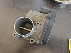 Gebruikte Gasklephuis Skoda Fabia II (5J) 1.2i Prijs € 52,50 Margeregeling aangeboden door van de Bunte Teuge B.V.