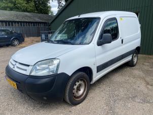 Gebruikte Koplamp links Citroen Berlingo 1.9 D Prijs € 52,50 Margeregeling aangeboden door van de Bunte Teuge B.V.