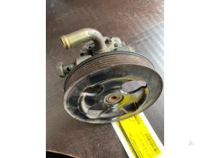 Gebruikte Servopomp Mitsubishi Outlander (CU) 2.0 16V 4x4 Prijs € 52,50 Margeregeling aangeboden door van de Bunte Teuge B.V.