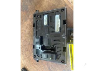 Gebruikte Computer Body Control Renault Modus/Grand Modus (JP) 1.2 16V TCE 100 Prijs € 52,50 Margeregeling aangeboden door van de Bunte Teuge B.V.