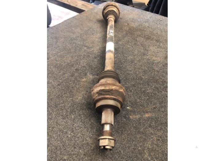 Gebruikte Steekas rechts-achter Mercedes ML II (164/4JG) 3.0 ML-280 CDI 4-Matic V6 24V Prijs € 52,50 Margeregeling aangeboden door van de Bunte Teuge B.V.