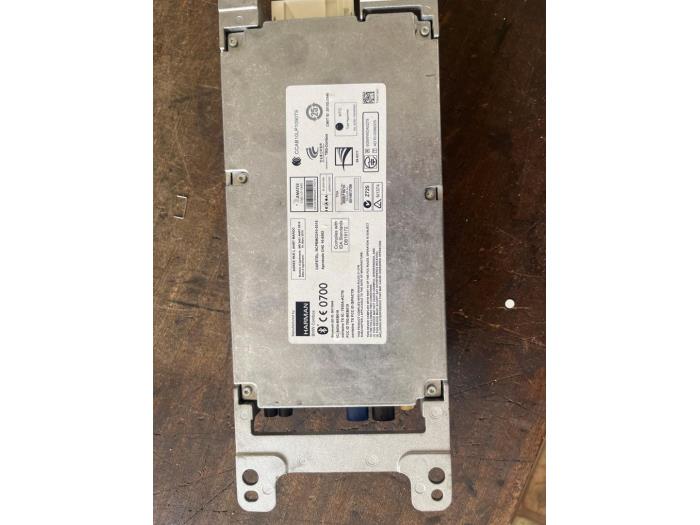 Gebruikte Module Telefoon BMW 5 serie Touring (F11) 520d 16V Prijs € 157,50 Margeregeling aangeboden door van de Bunte Teuge B.V.