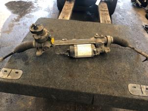 Gebruikte Stuurhuis Volkswagen Golf V (1K1) 1.6 Prijs € 157,50 Margeregeling aangeboden door van de Bunte Teuge B.V.