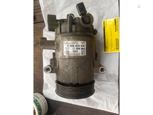 Gebruikte Aircopomp Volkswagen Caddy III (2KA,2KH,2CA,2CH) 1.6 TDI 16V Prijs € 157,50 Margeregeling aangeboden door van de Bunte Teuge B.V.