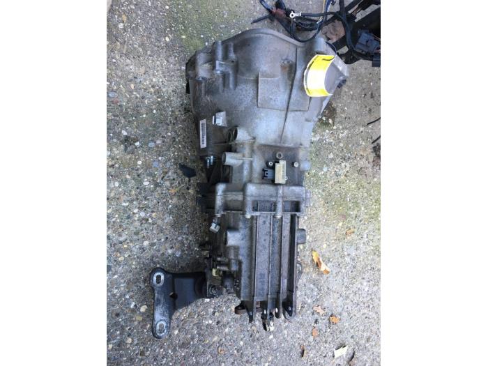 Gebruikte Versnellingsbak BMW 1 serie (E87/87N) 116i 2.0 16V Prijs € 420,00 Margeregeling aangeboden door van de Bunte Teuge B.V.