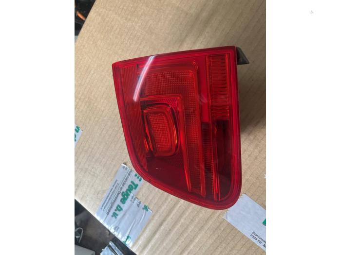 Gebruikte Achterlicht rechts Volkswagen Tiguan (5N1/2) 1.4 TSI 16V Prijs € 52,50 Margeregeling aangeboden door van de Bunte Teuge B.V.