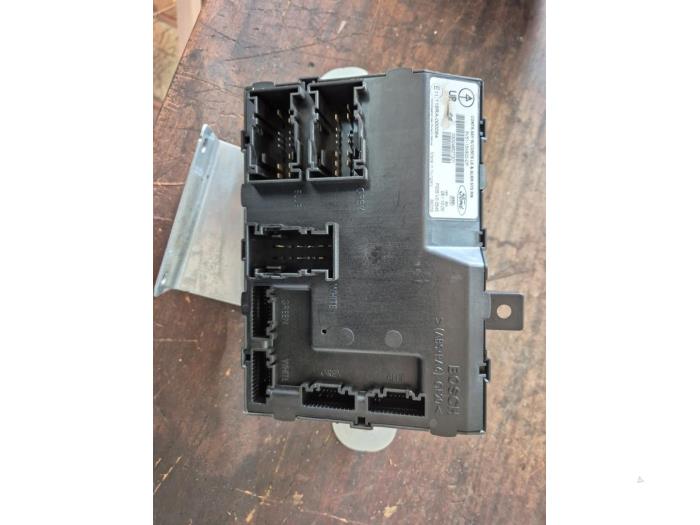 Gebruikte Computer Body Control Ford Fiesta 6 (JA8) 1.25 16V Prijs € 78,75 Margeregeling aangeboden door van de Bunte Teuge B.V.