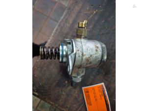Gebruikte Brandstofpomp Mechanisch Volkswagen Golf VI (5K1) 1.4 TSI 122 16V Prijs € 131,25 Margeregeling aangeboden door van de Bunte Teuge B.V.