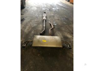 Gebruikte Uitlaat Midden + Einddemper Volvo XC90 II 2.0 T8 16V Twin Engine AWD Prijs € 262,50 Margeregeling aangeboden door van de Bunte Teuge B.V.