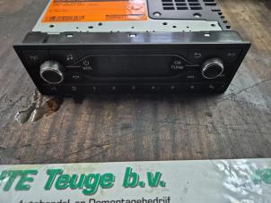 Gebruikte Radio CD Speler Ford Transit Custom 2.0 TDCi 16V Eco Blue 105 Prijs € 105,00 Margeregeling aangeboden door van de Bunte Teuge B.V.