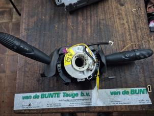 Gebruikte Combischakelaar Stuurkolom Ford Ka II 1.2 Prijs € 52,50 Margeregeling aangeboden door van de Bunte Teuge B.V.