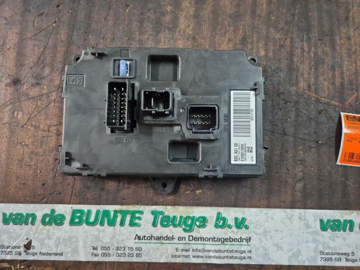 Gebruikte Bodycontrol Module Peugeot 207 SW (WE/WU) 1.6 16V Prijs € 52,50 Margeregeling aangeboden door van de Bunte Teuge B.V.