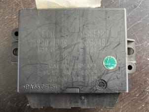 Gebruikte PDC Module Renault Koleos I 2.5 16V 4x4 Prijs € 31,50 Margeregeling aangeboden door van de Bunte Teuge B.V.